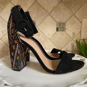 MIX NO 6 AVREY STYLE PATTERNED HEEL BLACK CHUNKY BLACK HEEL SANDALS